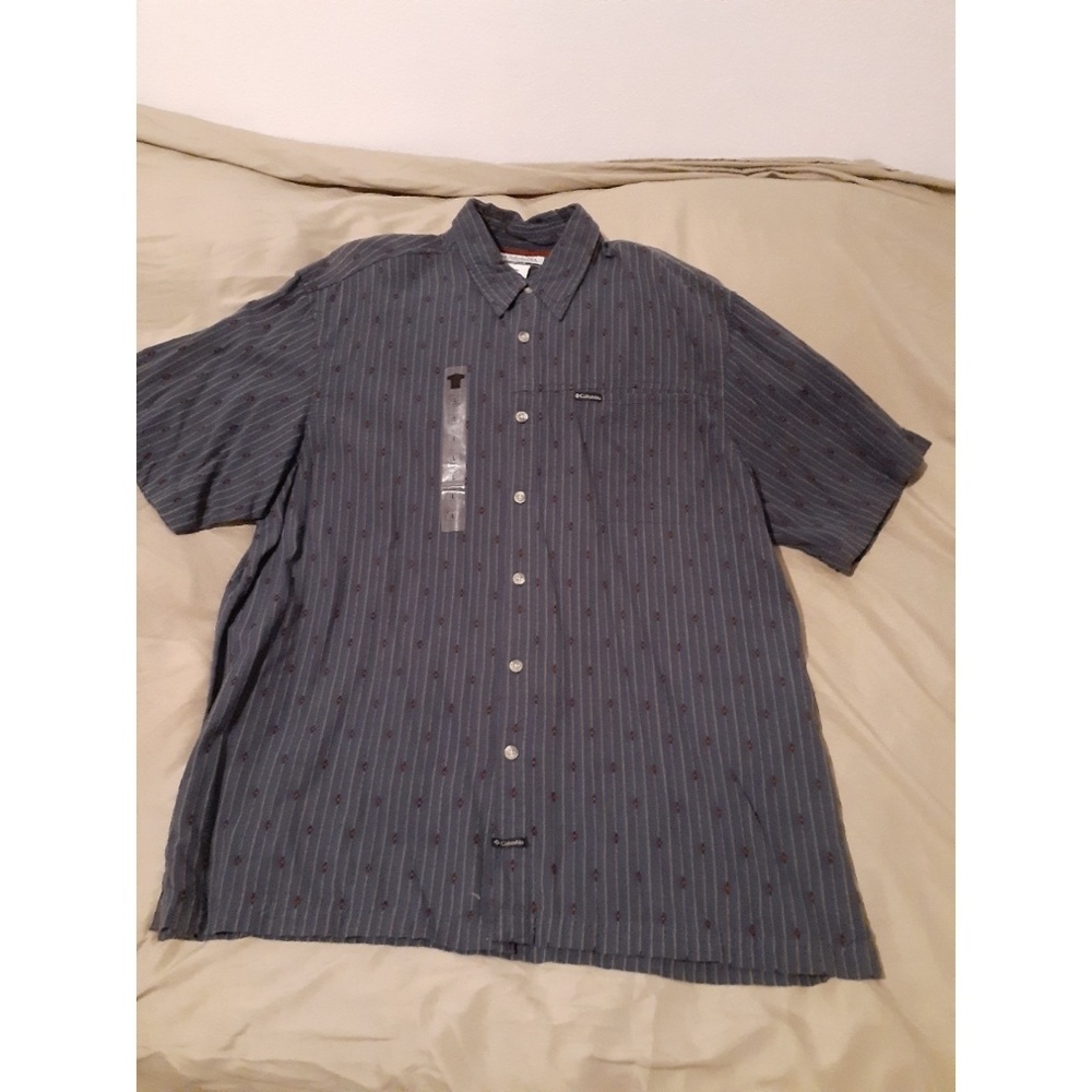 Men's Short sleeve Columbia shirt NWOT